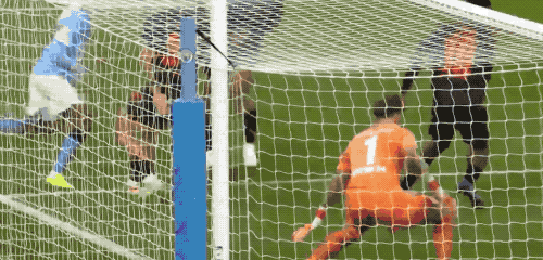 体育直播-包含格雷斯福特球队火力全开，取得联赛榜首位置的词条