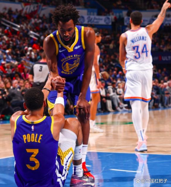 电竞直播-球员合作紧密，信任度大幅提升，值得期待