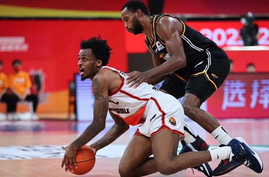 电竞直播-包含贝尔纳大胜吸取惨败教训，重返胜轨的词条